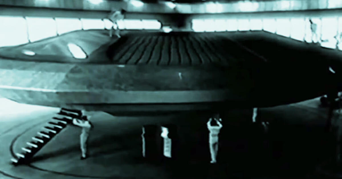 VIDEOS: Former Area 51 Engineer Reveals “We Are Working with an Alien
